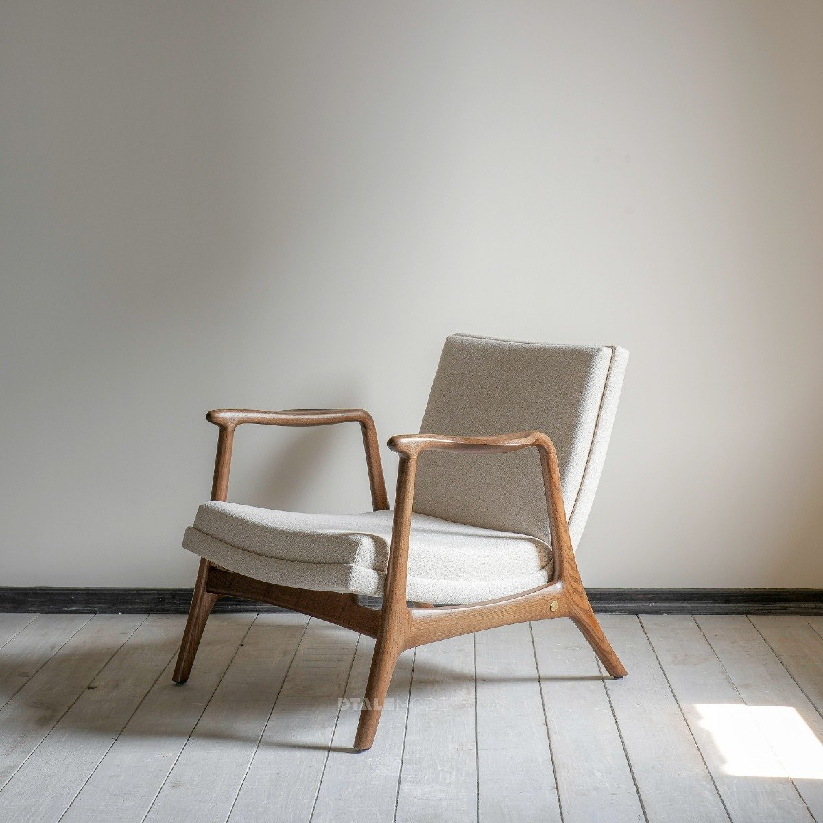 aiden armchair